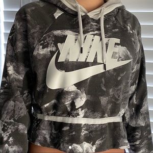 Nike cropped hooded sweatshirt